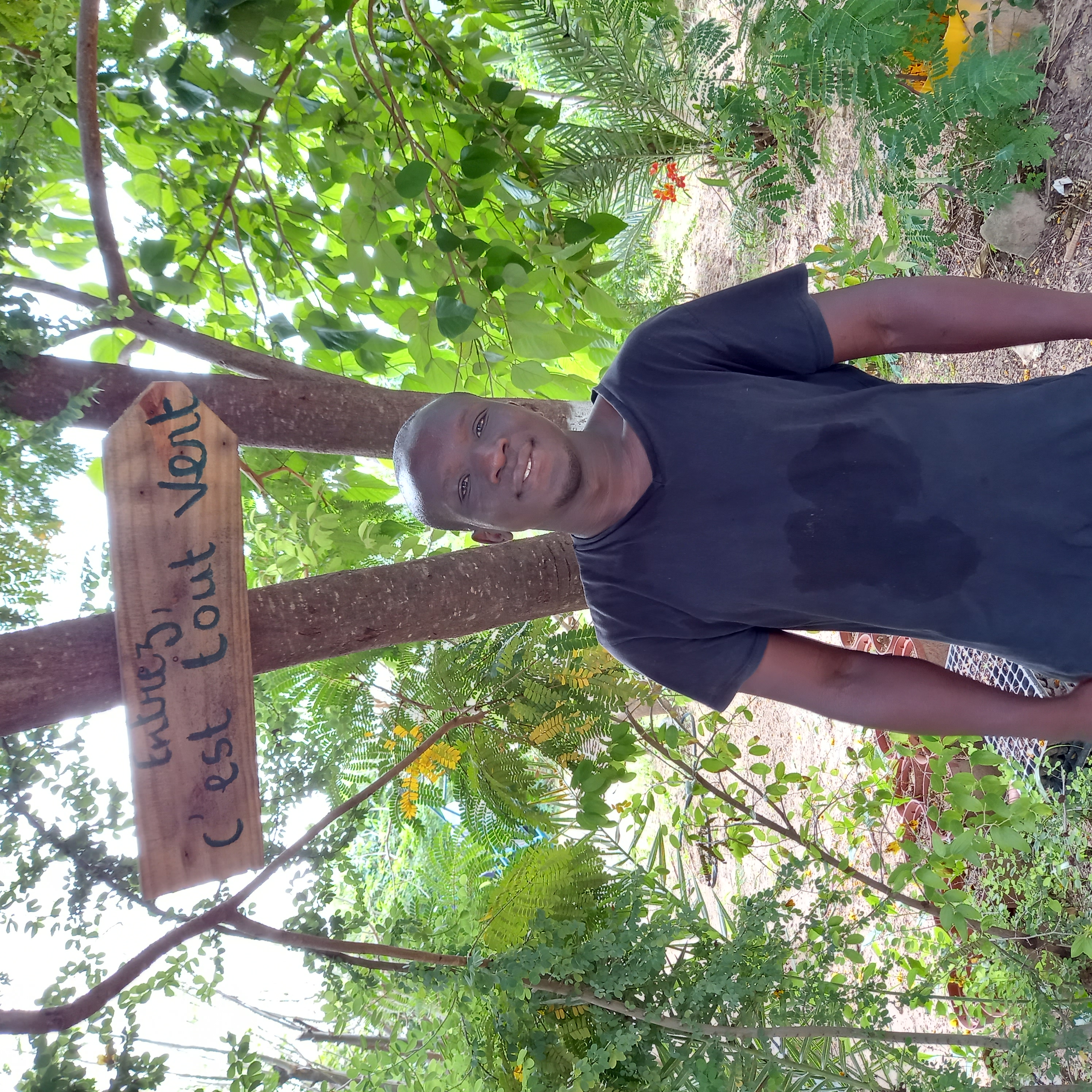 Profile picture for user GEC2022_FranklinDjedanem
