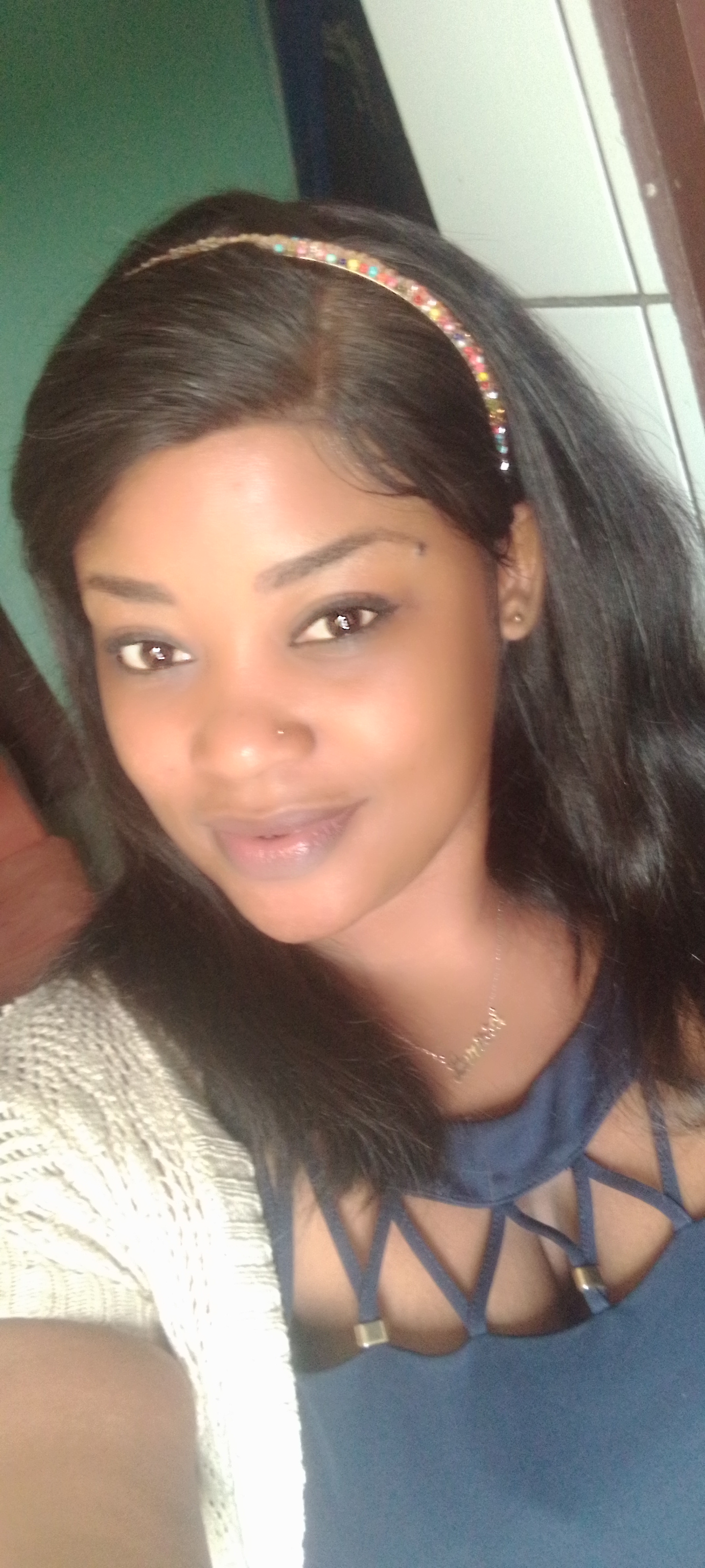 Profile picture for user larissatchounkeutondji
